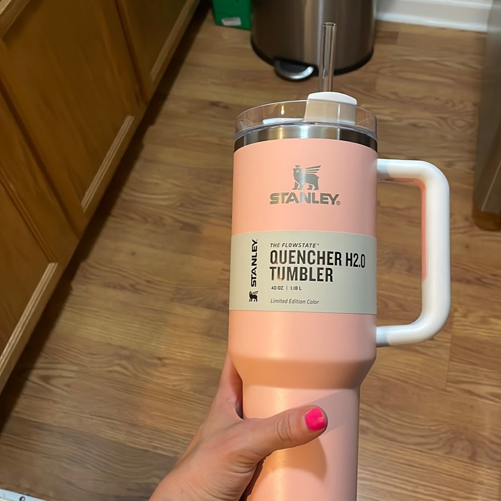 Brand new coral stanley cup
